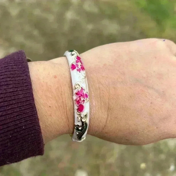 Jewelry - 4/$50 pink CLOISONNÉ BANGLE bracelet for woman  with flowers